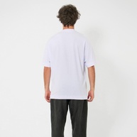 Camiseta Oversized Branca: Conforto e Estilo! - imagem 2
