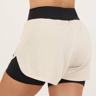 Shorts Fila Train Feminino: Conforto e Estilo! - imagem 2