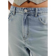 Jeans Reta Cintura Alta Hering: Conforto e Estilo - imagem 2