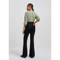 Jeans Flare Hering: Conforto e Estilo! - imagem 2