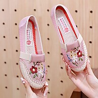 Sapatos Hanfu Bordados Femininos IELGY – Conforto e Estilo - imagem 2