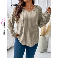 estilo-e-conforto-lovito-capuz-com-size-plus-camiseta