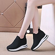 estilo-e-conforto-malha-de-branco-tenis