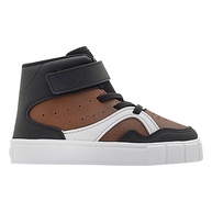 estilo-e-conforto-menino-infantil-tenis