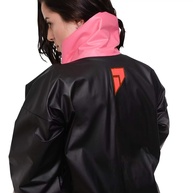 Capa de Chuva Feminina Bravo: Proteção e Estilo! - imagem 2