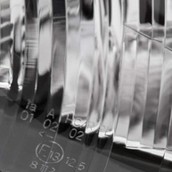 Farol Clio 2000-2002: Visibilidade e Estilo - imagem 2