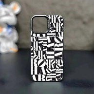 Capinha iPhone: Estilo Graffiti e Proteção Total! - imagem 2