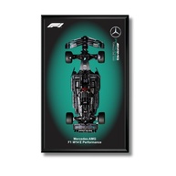 Quadro Expositor para Carro F1 Mercedes AMG 50x80cm - Impressão UV em Acrílico com Moldura Preta e Acessórios - imagem 1