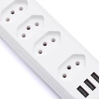 Extensão de Tomada 2m com 4 Tomadas + 3 USB: Potência e Segurança para Seus Dispositivos - imagem 3