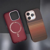 Capinha iPhone: Fibra de Carbono, Magsafe e Proteção Total - imagem 2