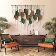 Tapeçaria de Parede Macramê Boêmio 99x71cm - Decoração Moderna Feita à Mão com Folhas e Pena - imagem 4