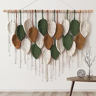 Tapeçaria de Parede Macramê Boêmio 99x71cm - Decoração Moderna Feita à Mão com Folhas e Pena - imagem 2