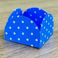 Forminhas Poá Azul/Branco: Decore Seus Doces! - imagem 1