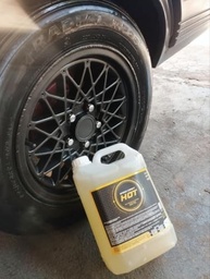 Pretinho Forte Concentrado Hot 5L: Brilho Efeito Molhado e Proteção Duradoura para seu Veículo - imagem 5