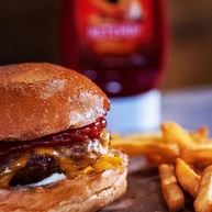 Ketchup Sabor Defumado Junior Kerry Frasco 380g - imagem 4