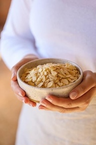 frutt-brasil-amendoa-200g-laminada-pacote