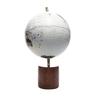 Globo Decorativo Wolff: Elegância em Branco - imagem 1