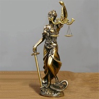 Estátua da Deusa da Justiça - Design Clássico Grego para Escritório, Mesa e Jardim | Escultura Artesanal em Resina (11,4 x 6,9 x 28,4 cm) - imagem 3