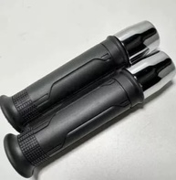Manopla Cargo + Peso Pesadão Guidão PCX Alumínio - Controle e Estilo Superior - imagem 4