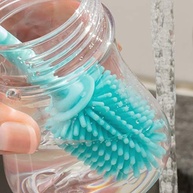 Chicco Escova de Silicone para Mamadeira 24cm - Segura, Higiênica e sem BPA - imagem 4