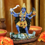 Estátua de Kali Ma - Deusa Hindu da Transformação e Proteção | Murti de 13cm para Templo, Altar ou Decoração Espiritual - imagem 3