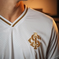 Camisa Internacional Retrô Gold: Reviva a História! - imagem 2