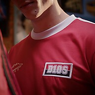 Camisa Argentino Juniors Retrô Maradona: Celebre o Ídolo! - imagem 2