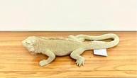 Escultura Iguana em Polirresina Dourada - Decoração Moderna e Elegante - imagem 4