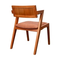 Conjunto de 4 Cadeiras em Madeira Maciça e Estofada Ímola Authentic Espresso Móveis Champagne/Marrom - Design Sofisticado e Conforto Duradouro - imagem 4