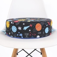 Assento Redondo de Elevação Infantil Planetas - Impermeável e Portátil Cici e Ben - imagem 1