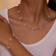 Colar e Pulseira Cruz: Elegância em Aço Inox - imagem 2
