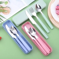 Jogo de Talher Inox Portátil 3 Peças com Estojo Rosa - Colher, Garfo e Faca para Viagem, Trabalho e Escola - imagem 3