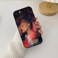 Capa iPhone Ariana Grande: Estilo e Proteção! - imagem 3