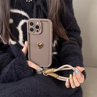 Capa iPhone Coração 3D: Estilo e Proteção! - imagem 3