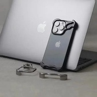 Capa iPhone Metal: Proteção Premium - imagem 3