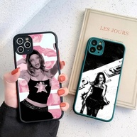 Capinha iPhone com Design Exclusivo Emilia Mernes - imagem 3