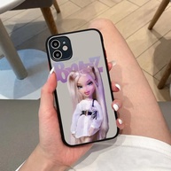 Capinha Bratz: Estilo e Proteção para seu iPhone! - imagem 3