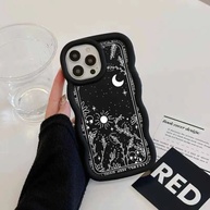 Capinha iPhone: Lua, Estrelas e Cores Vibrantes! - imagem 3