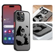 Capinha Panda Fofa: Proteção e Estilo para seu iPhone - imagem 4