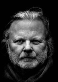 jon-premiadas-fosse-pecas-e-obras-a-vir-de-alguem-vai-outras-a