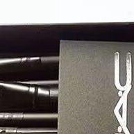 Kit 12 Escovas MAC: Luxo e Precisão na Lata! - imagem 1