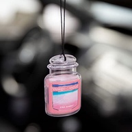 Kit 3 Aromatizadores Yankee Candle Hanging Car Jar® Ultimate: Beach Walk, Pink Sands e Sun & Sand - Frescor por 30 Dias! - imagem 5