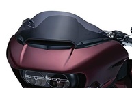 Kuryakyn 6914: Destaque sua Harley-Davidson com Acabamento de Ventilação em Preto Brilhante - imagem 4