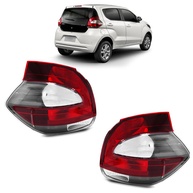 Lanterna Traseira Bicolor para Mobi 2016 a 2018 – Lente Lisa - imagem 1