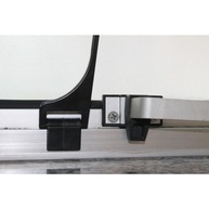 lar-basculante-branca-e-trava-controle-janela-seu-a-de-limitadora-seguranca-para-a