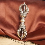 Vajra Pilão de Latão Antigo - Ornamento Feng Shui e Decoração Religiosa para Mesa - imagem 4