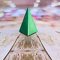 Lembrancinhas Cone Verde Bandeira: 8 Unidades! - imagem 1
