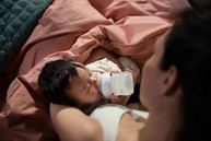 lento-bico-de-a-avent-30-philips-petala-125ml-mamadeira-fluxo-scy90001-com-a