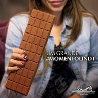 Chocolate Lindt Premium, Ao Leite Com Avelã, Barra de 300g - imagem 4
