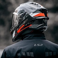 Capacete LS2 Explorer MX701 Carbon Frontier: Leveza e Segurança em Fibra de Carbono 6K - imagem 3